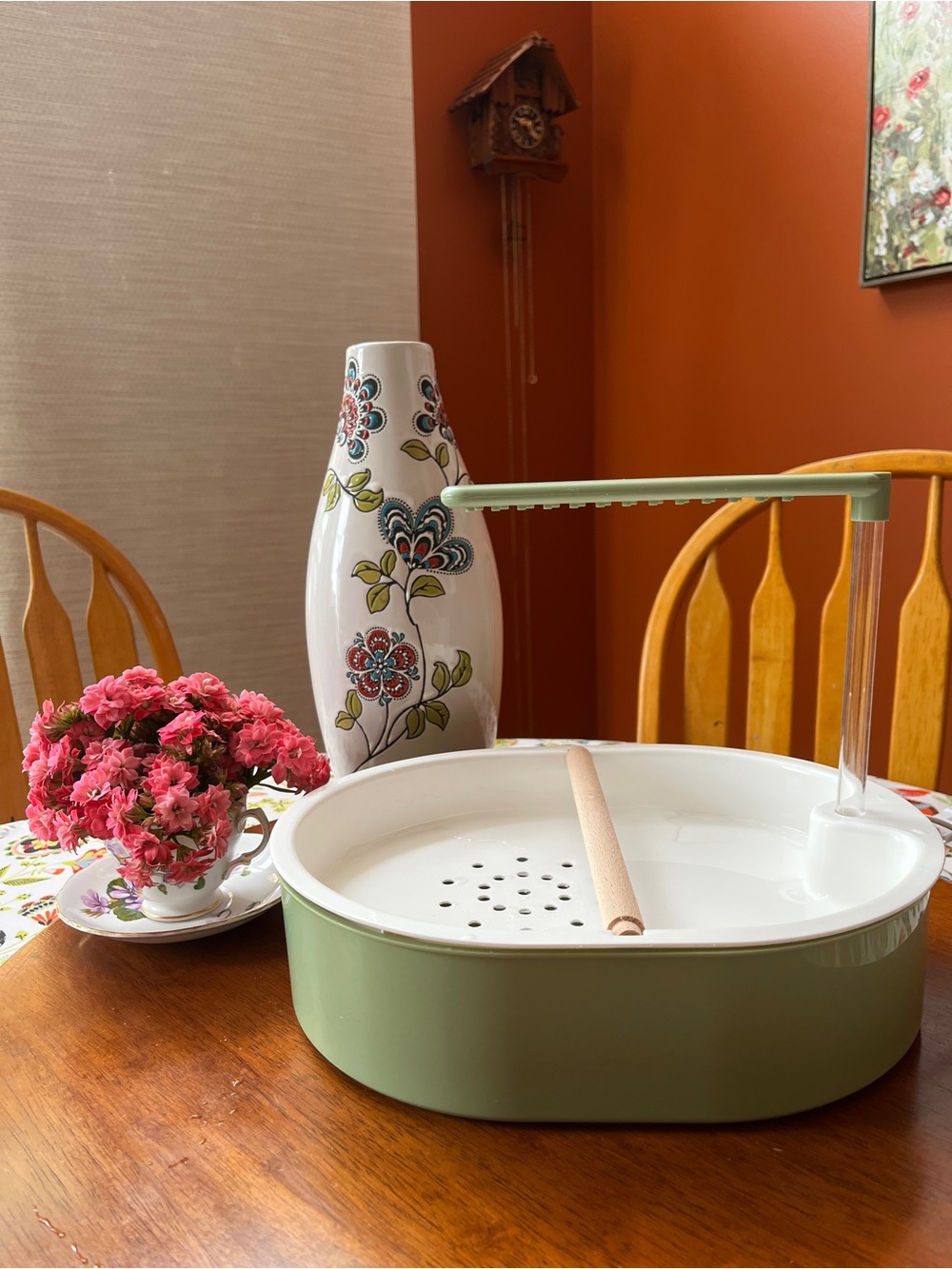 Modern Sage Green Parrot Bird Water Bath
